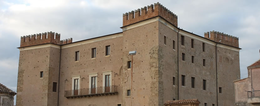 Castello di San Lorenzo del Vallo