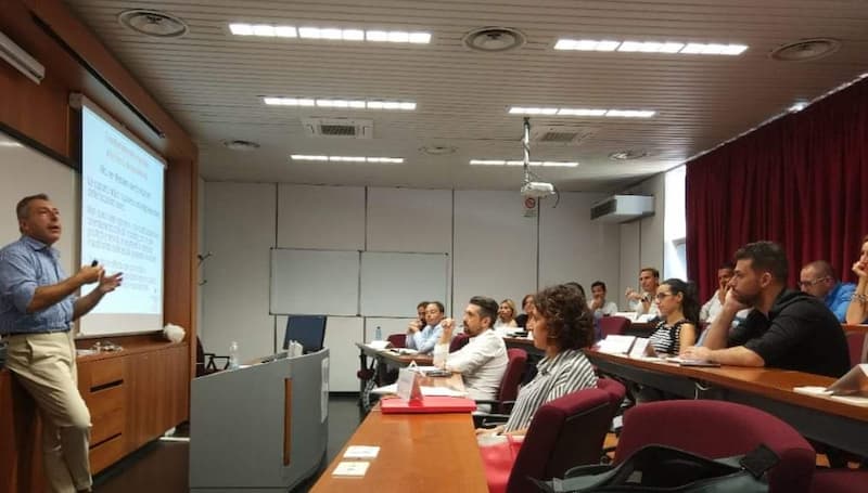 Andrea Lanza durante una lezione Università della Calabria